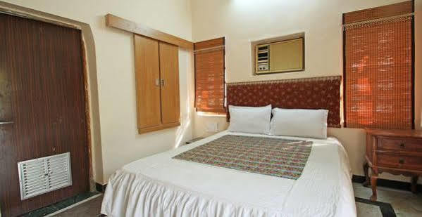 ג'ודפור Oyo 9900 Hotel Pioneer Plaza מראה חיצוני תמונה