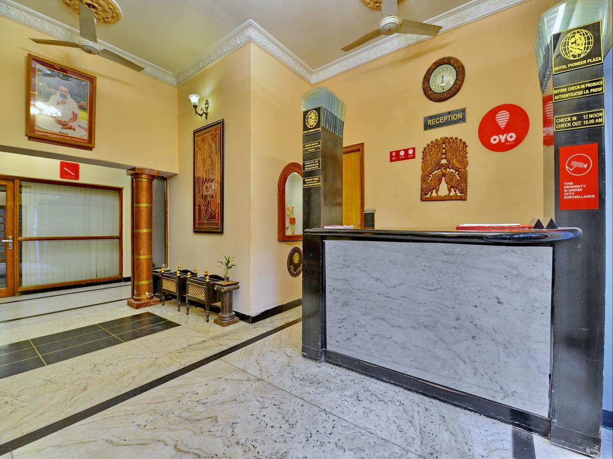 ג'ודפור Oyo 9900 Hotel Pioneer Plaza מראה חיצוני תמונה