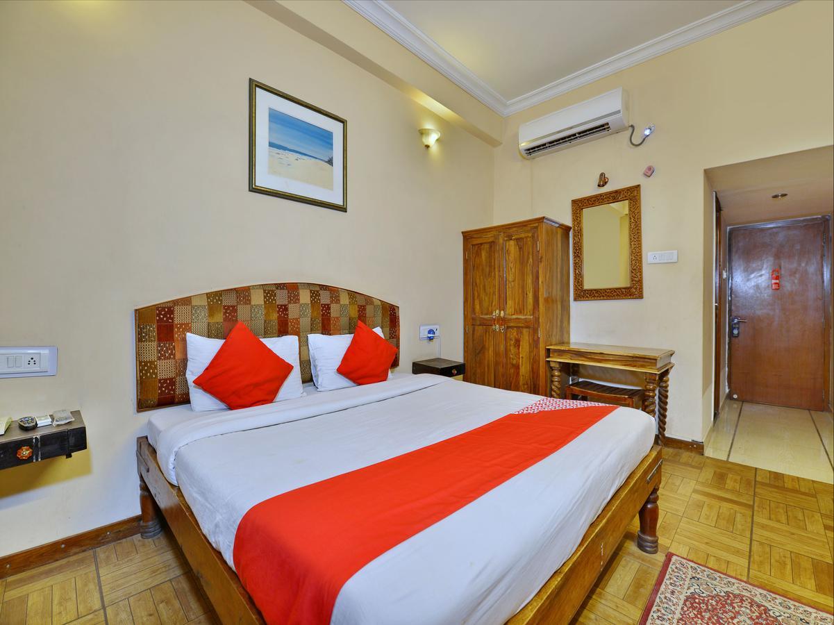 ג'ודפור Oyo 9900 Hotel Pioneer Plaza מראה חיצוני תמונה